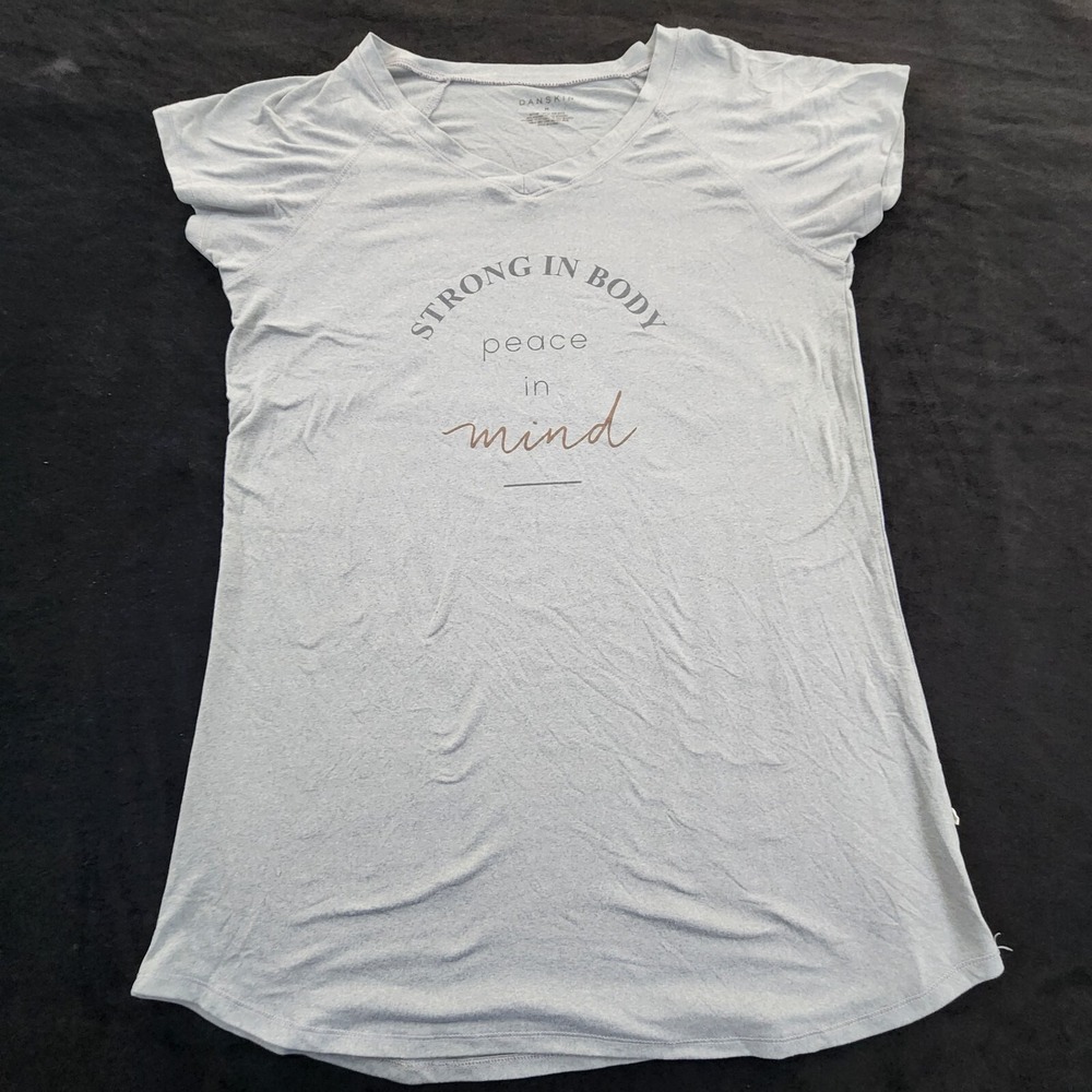 Strong in Body Peace in Mind Danskin Gray Sleep Shirt Women's M